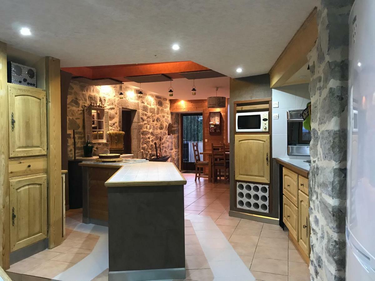 Villa Mas de Guilhaumon côté hameau à Joyeuse Extérieur photo
