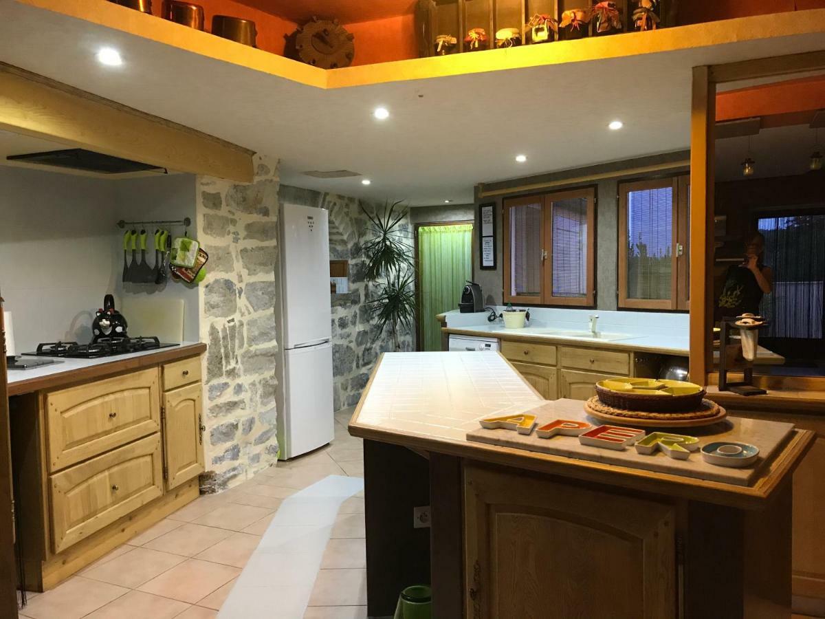 Villa Mas de Guilhaumon côté hameau à Joyeuse Extérieur photo